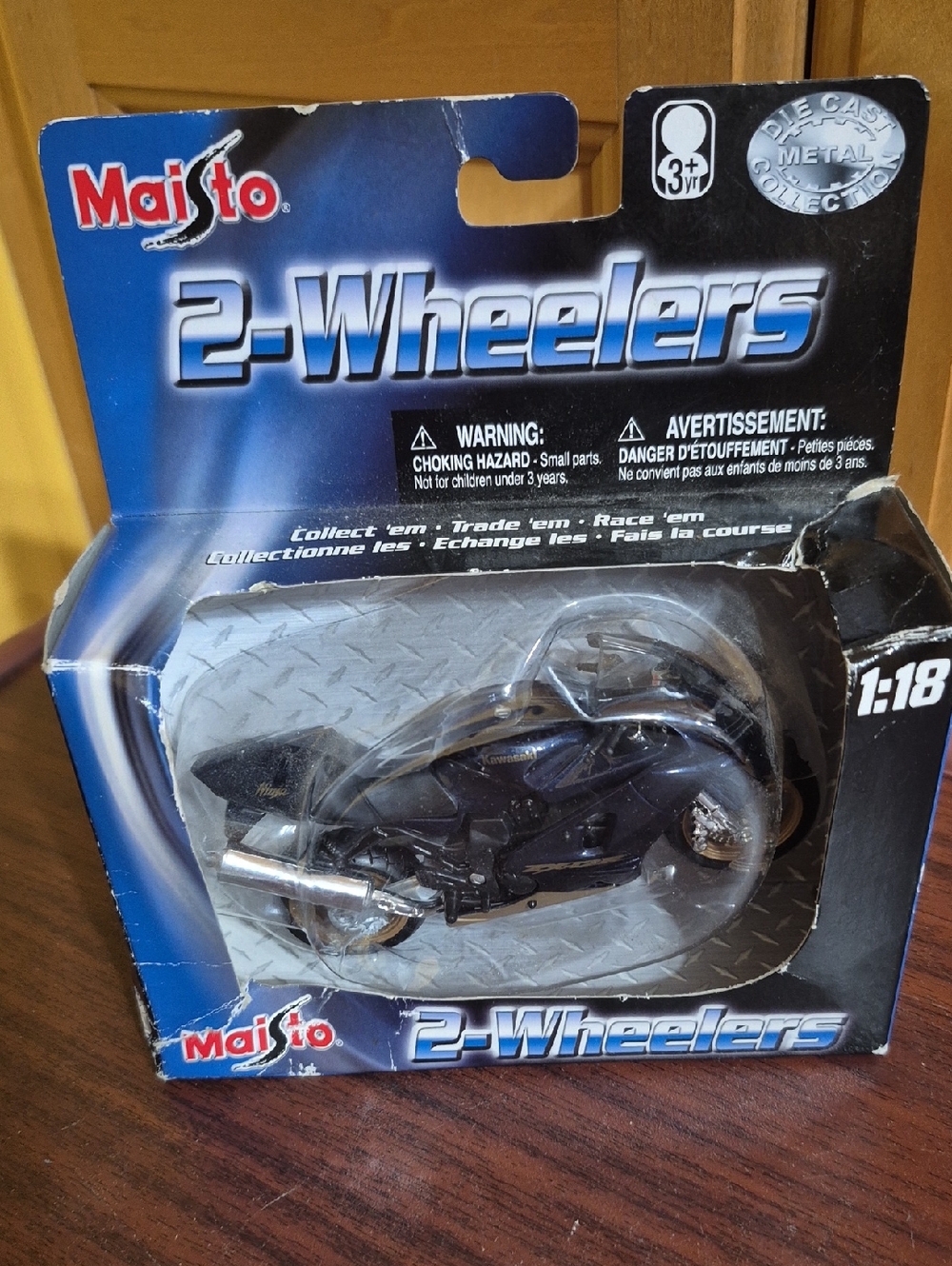 Maisto 2-Wheelers ZX 12R Die-Cast Motorcycle - Black. New And Sealed